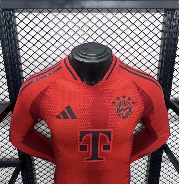 Bayern Munich Local 24/25 Versión jugador Manga Larga - Image 3