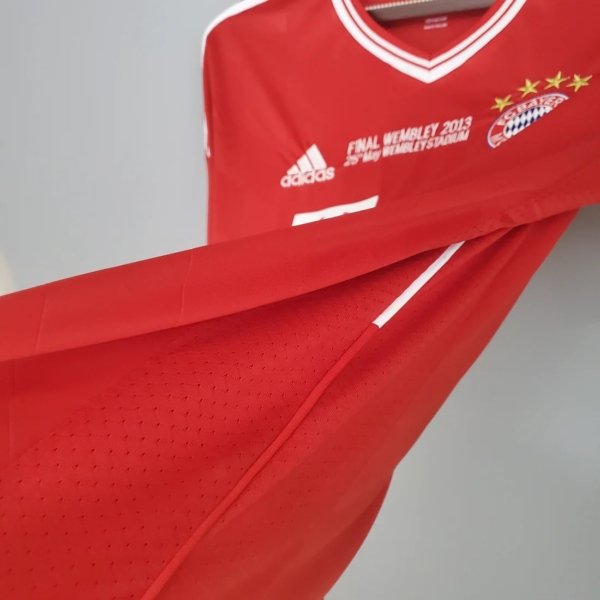 Retro Bayern Munich Final Champions 12/13 Manga Larga - Image 7