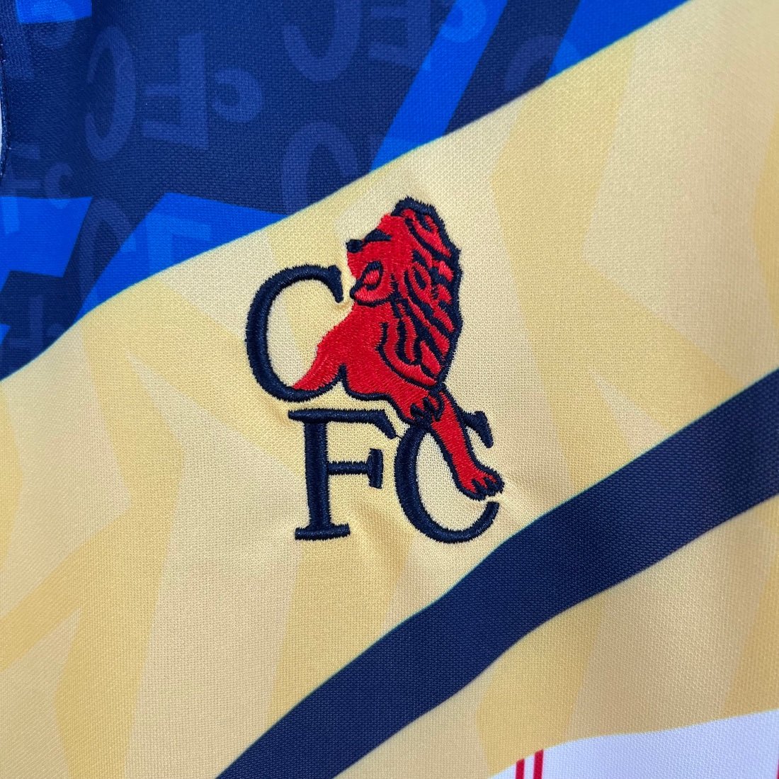 Retro Chelsea Edición Especial 90’s - Image 2