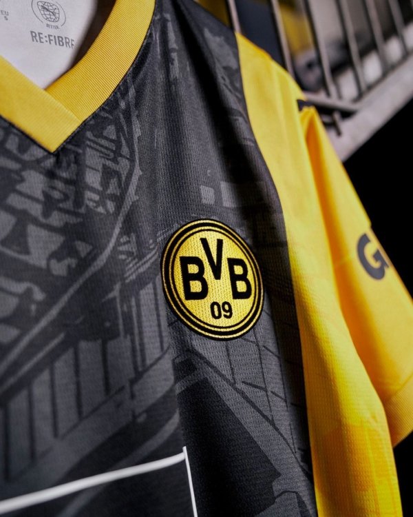 Borussia Dortmund Aniversario 23/24 - Image 2