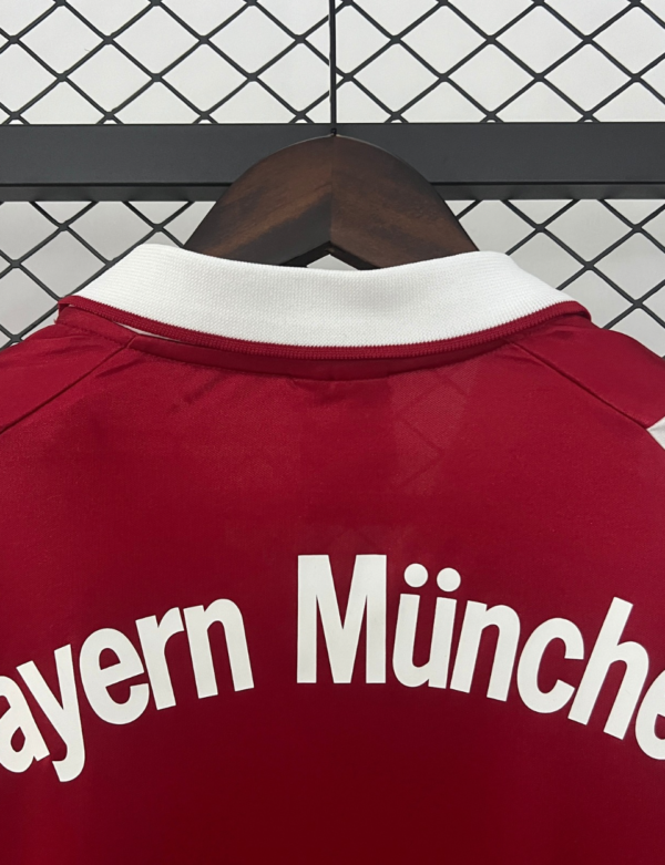 Retro Bayern Munich Local 03/04 - Image 7