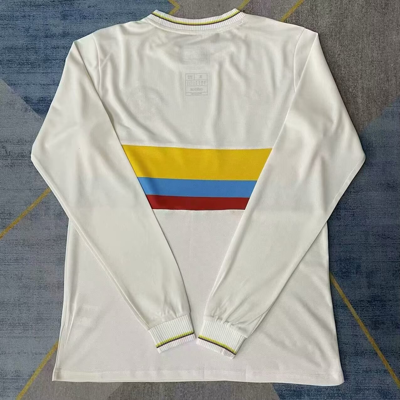 Colombia 100th Aniversario Versión Fan Manga Larga - Image 2