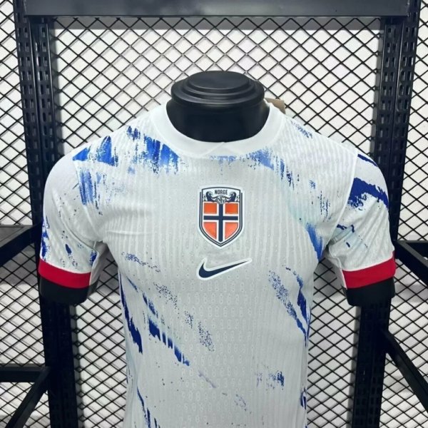 Noruega Visita 24/25 Versión Jugador - Image 2