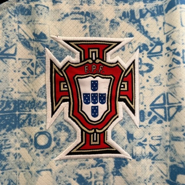 Portugal Visita 2024 Versión Fan - Image 4