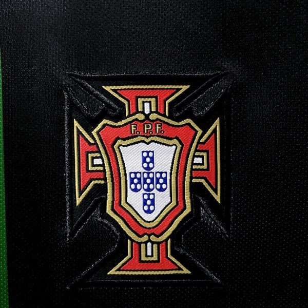 Retro Portugal Pre-partido 2018 - Image 2