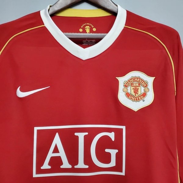 Retro Manchester United Local 06/07 Manga Larga - Image 3