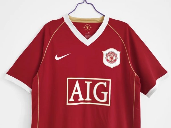 Retro Manchester United Local 06/07 - Image 2