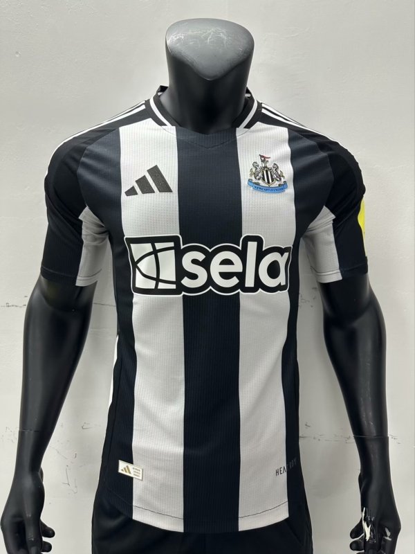 Newcastle Local 24/25 Versión Jugador