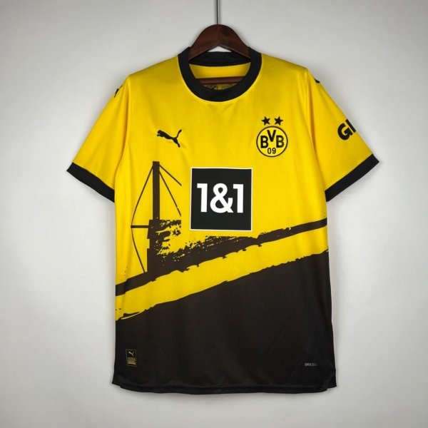 Borussia Dortmund Local 23/24 Version Fan