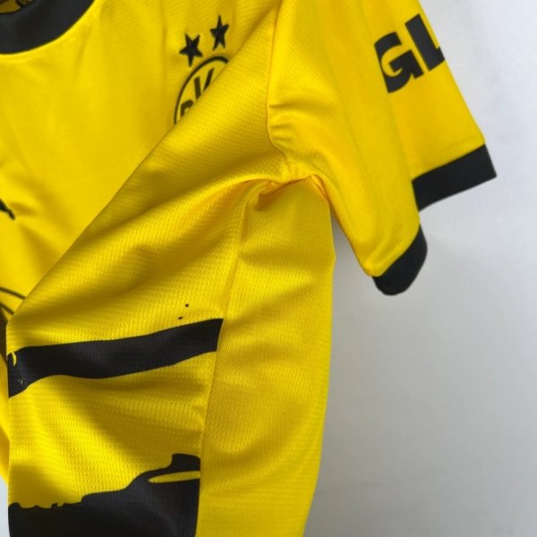 Borussia Dortmund Local 23/24 Version Fan - Image 4