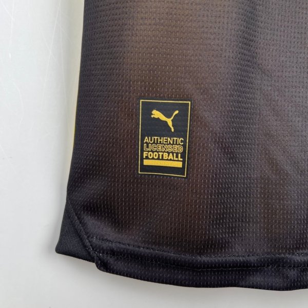 Borussia Dortmund Local 23/24 Version Fan - Image 6