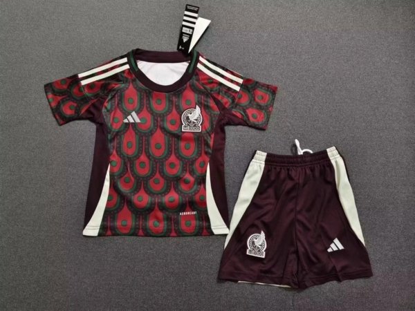 Mexico Local 24/25 Kit Niño