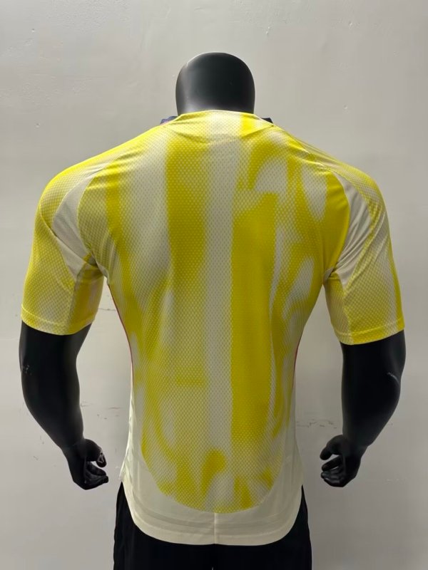 Juventus Visita 24/25 Versión Jugador - Image 3