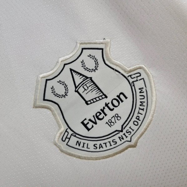 Everton Tercer 24/25 Versión Fan - Image 2