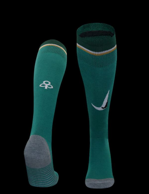 Short + Calcetas Tottenham 24/25 Tercer - Image 2