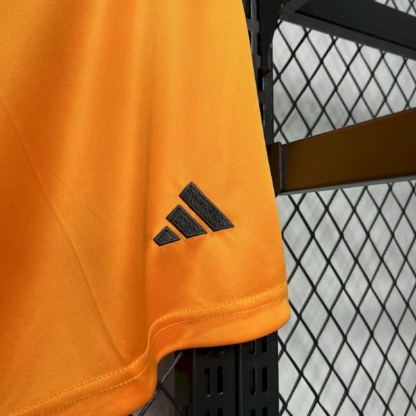Short + Calcetas Real Madrid 24/25 Visita - Image 4