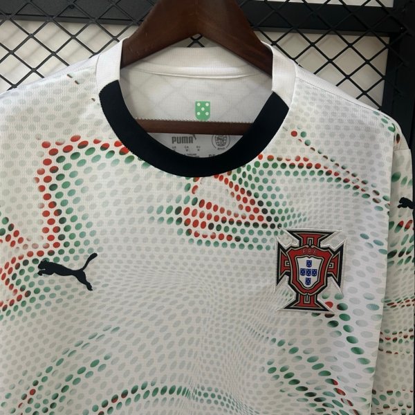 Portugal Visita 2025 Versión Fan - Image 2