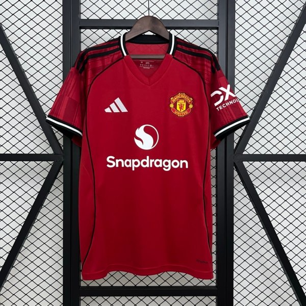 Manchester United Local 25/26 Versión Fan