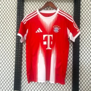 Bayern Munich Local 25/26 Versión Fan