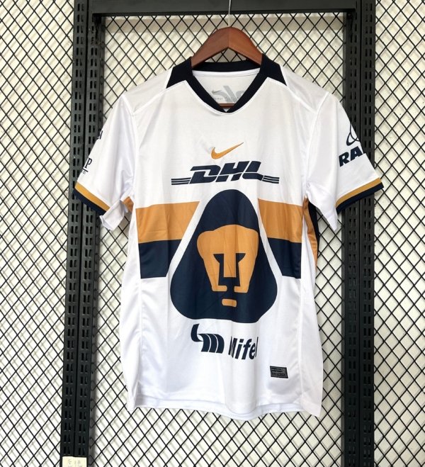 Pumas Local 25/26 Versión Fan