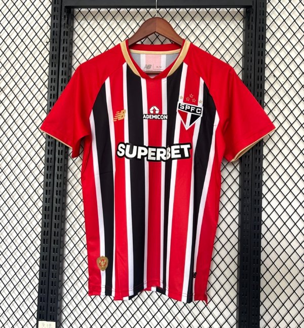 Sao Paulo Visita 25/26 Versión Fan