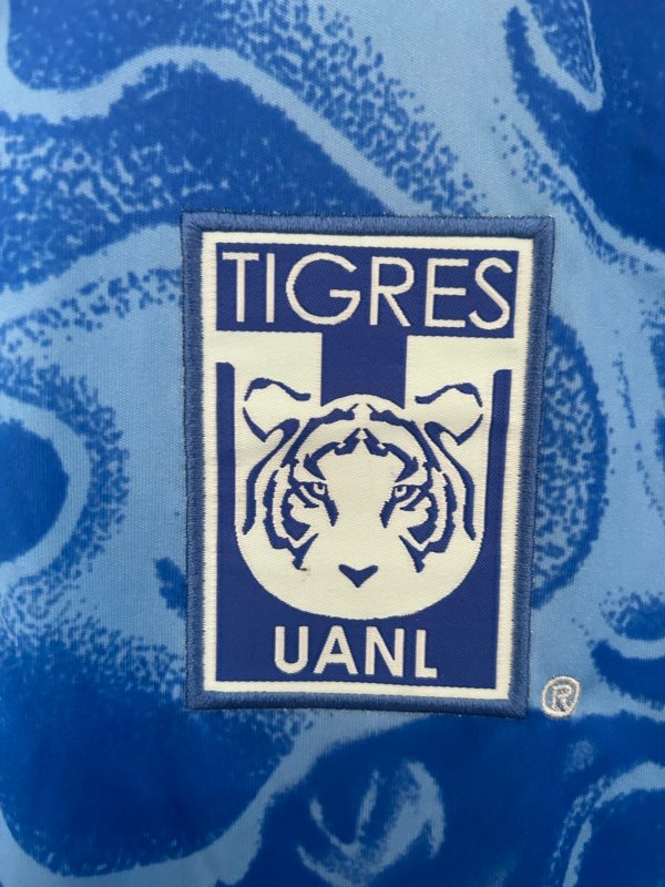 Tigres Visita 25/26 Versión Fan - Image 2