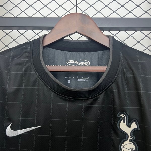 Tottenham Visita 25/26 Versión Fan - Image 2