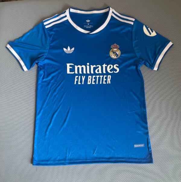 Real Madrid Tercer 25/26 Versión Fan - Image 11