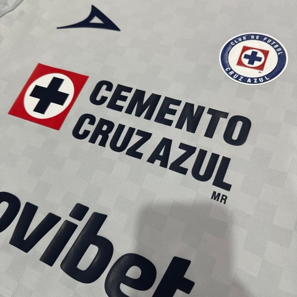 Cruz Azul Visita 25/26 Versión Fan - Image 5