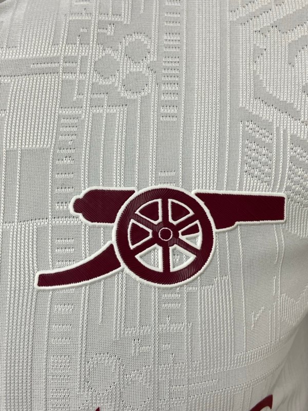 Arsenal Tercer 25/26 Versión Jugador - Image 3