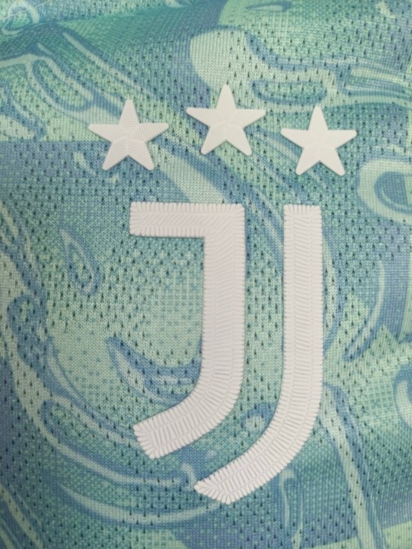 Juventus Visita 25/26 Versión Jugador - Image 2