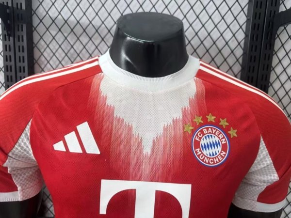 Bayern Munich Local 25/26 Versión Jugador - Image 3