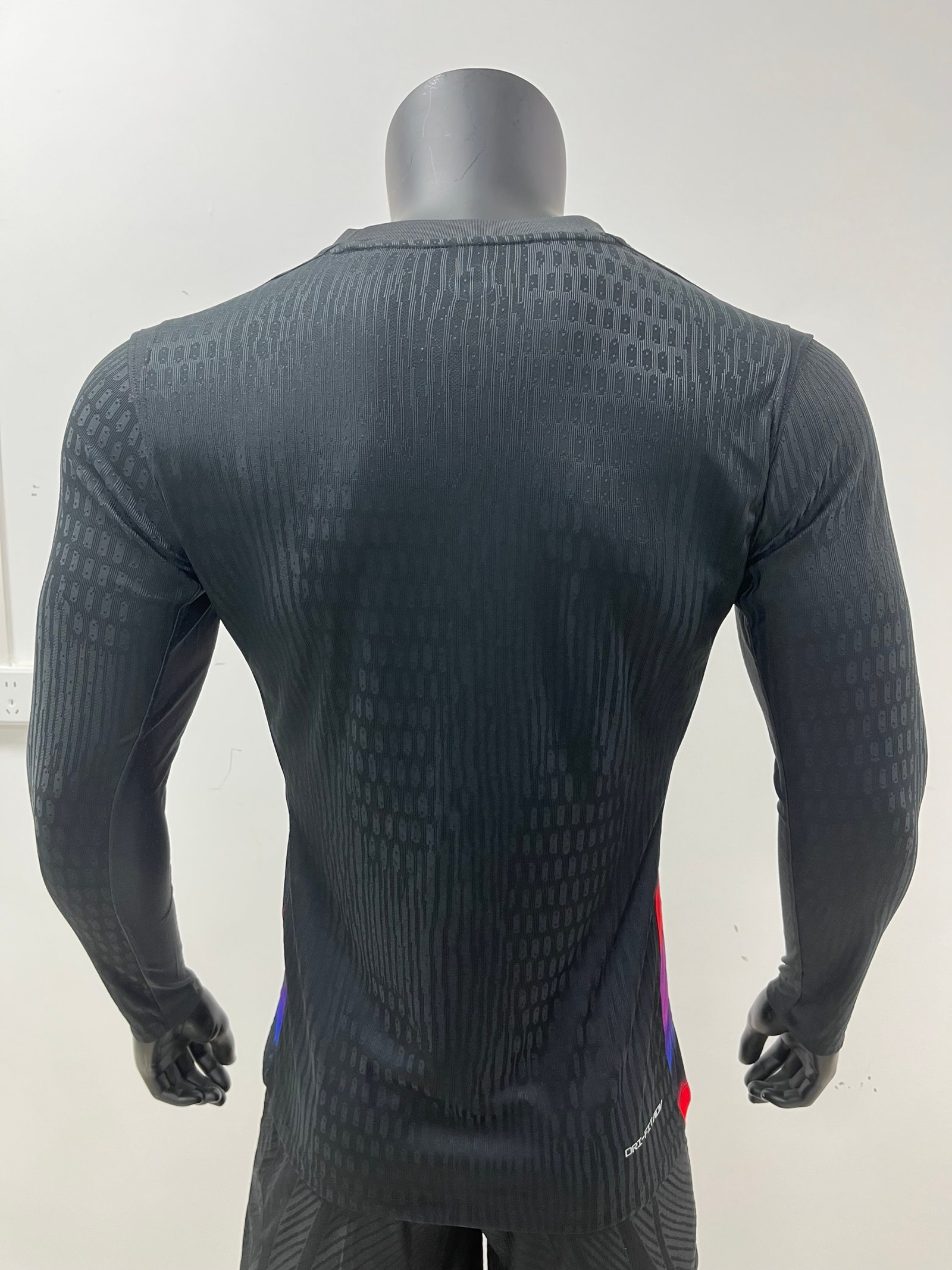 Inglaterra Visita 25/26 Manga Larga Versión Jugador - Image 3