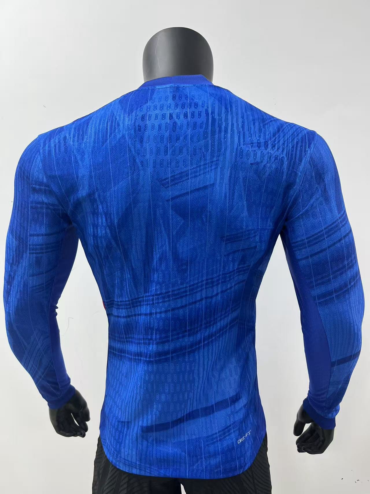 Chelsea Local 25/26 Manga Larga Versión Jugador - Image 3