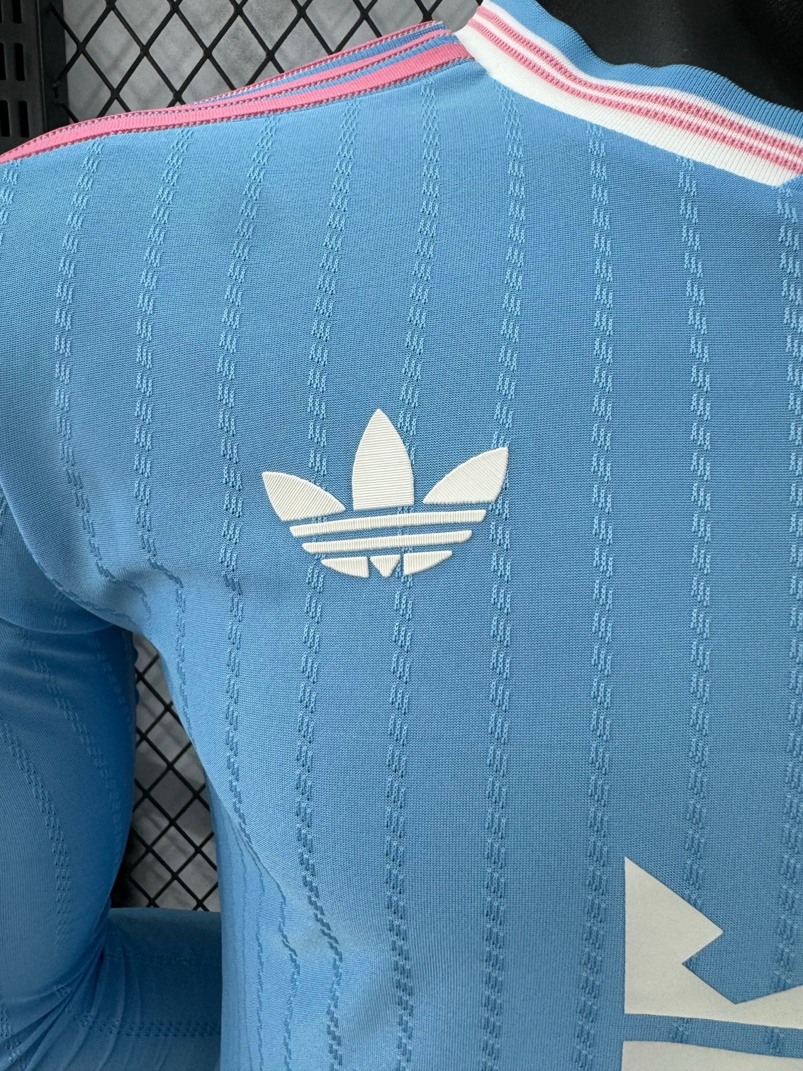 Inter Miami tercer 25/26 Manga Larga Versión Jugador - Image 3