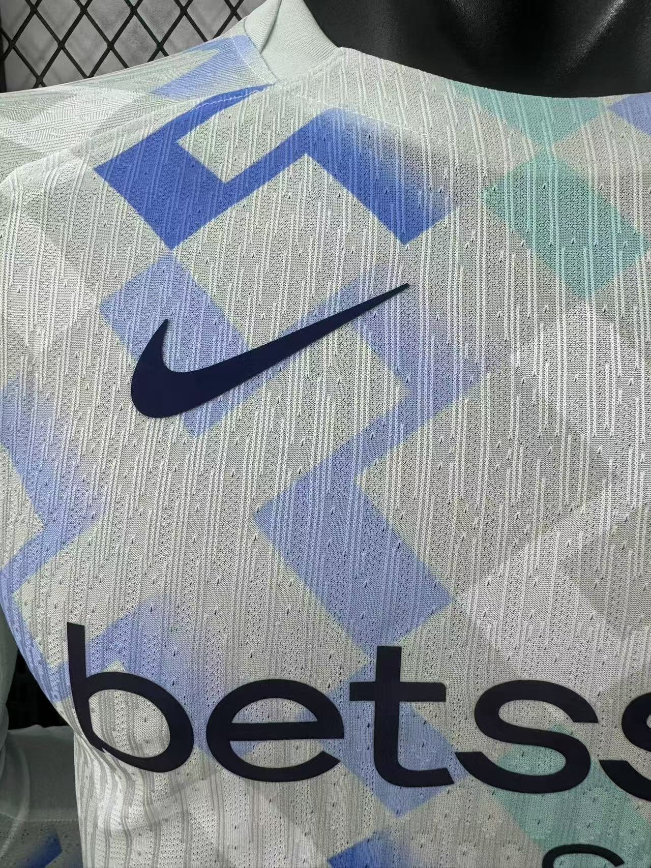 Inter Milán Visita 25/26 Manga Larga Versión Jugador - Image 3