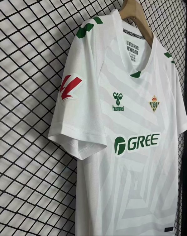 Real Betis Portero 25/26 Versión Fan - Image 2