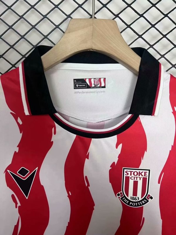 Stoke City Local 25/26 Versión Fan - Image 3