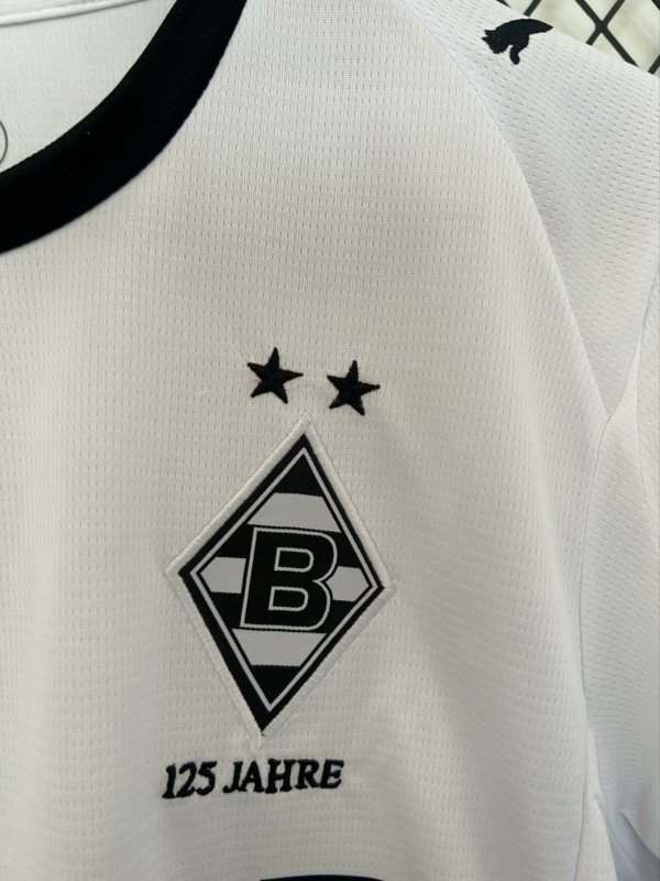 Borussia Mongenblach Local 26/26 Versión Fan - Image 2