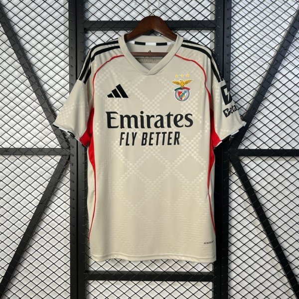 Benfica Visita 25/26 Versión Fan