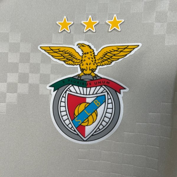 Benfica Visita 25/26 Versión Fan - Image 4