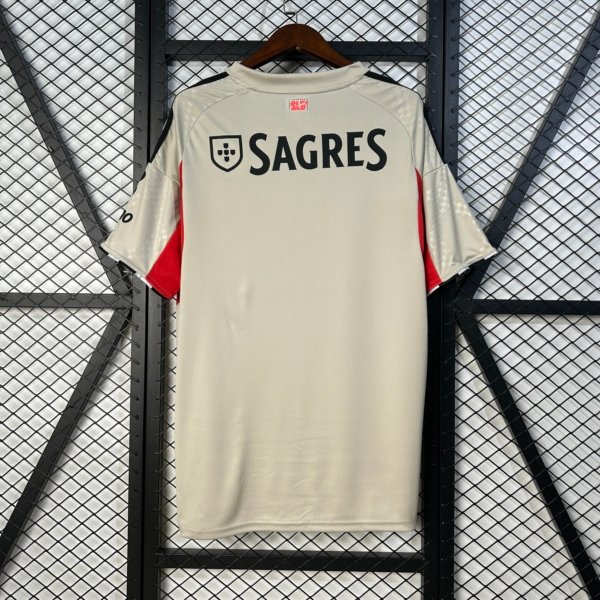 Benfica Visita 25/26 Versión Fan - Image 6