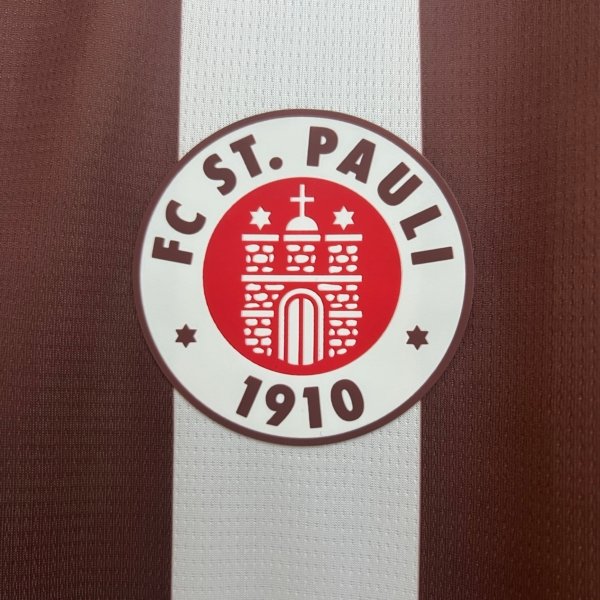 St. Pauli Local 25/26 Versión Fan - Image 2