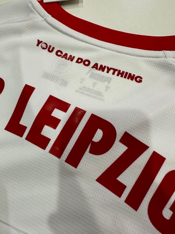RB Leipzig Local 25/26 Versión Fan - Image 7