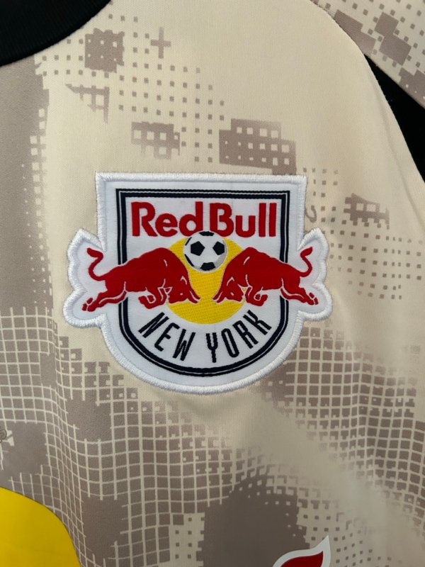 New York Red Bulls Visita 25/26 Version Fan - Image 2
