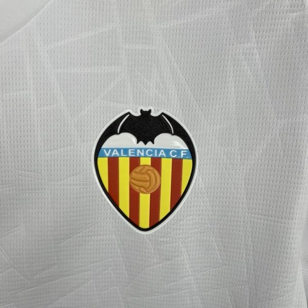 Valencia Local 25/26 Version Fan - Image 2