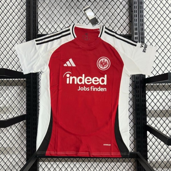 Eintracht Frankfurt Local 25/26 Version Fan