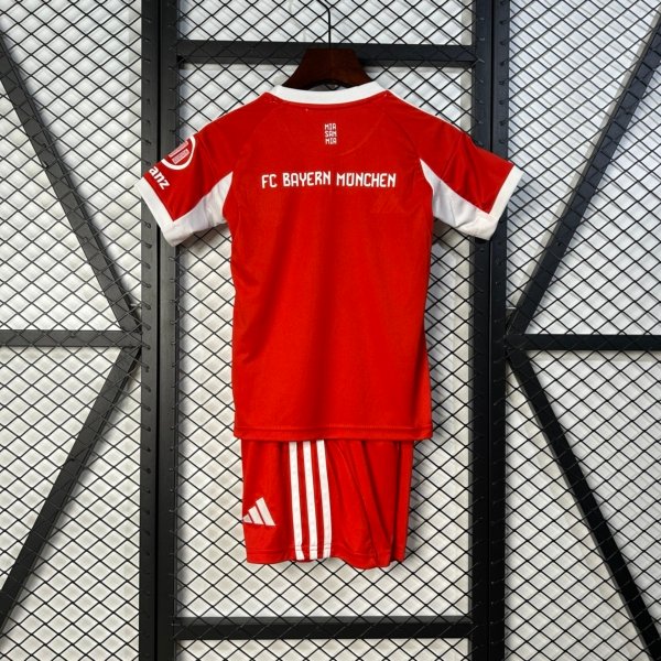 Bayern Munich Local 25/26 Kit Niño - Image 2