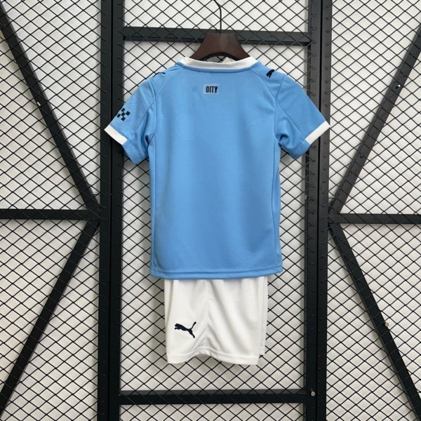 Manchester City Local 25/26 Kit Niño - Image 2