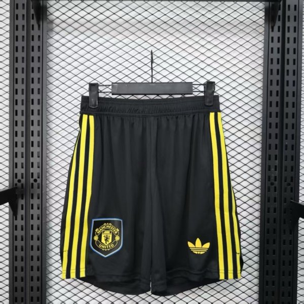 Short + Calcetas Manchester United 25/26 Tercer